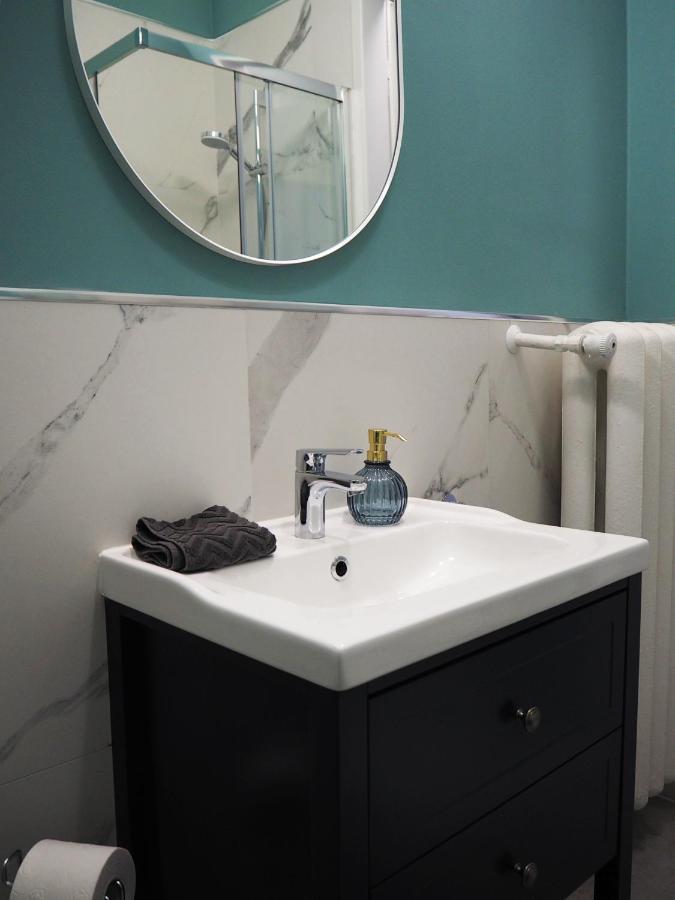 Appartement Wawelove Kossak Apt 1 Min To Royal Wawel Castle! Free Parking à Cracovie Extérieur photo